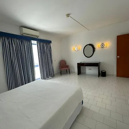 In Grand Muthu Oura View Club Apartamento